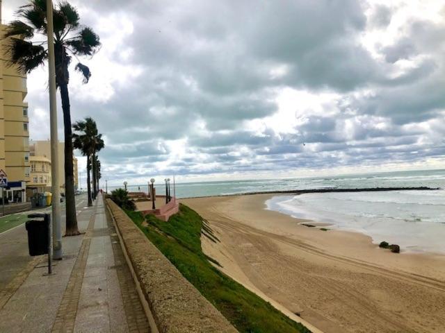 Gatu Premium Duplex Confort Junto A La Playa, Wifi Y Aire Acc Apartment Cadiz Exterior photo